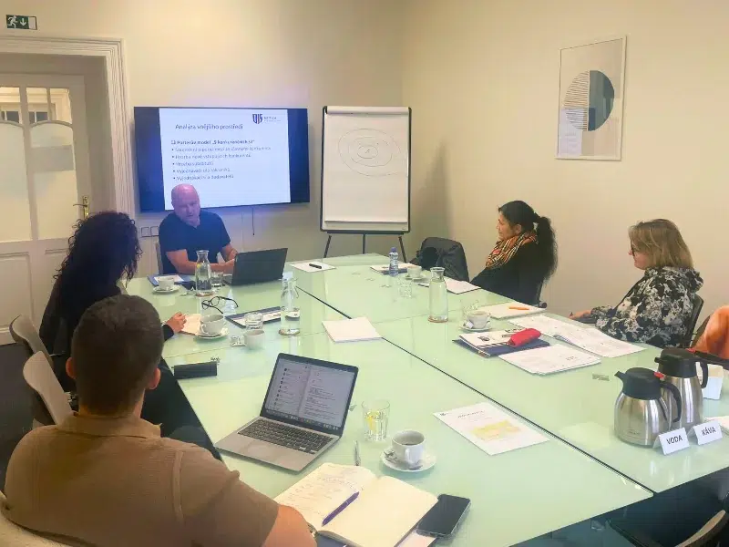 Zahajeni vyuky podzim 25 2 1 | Začal podzimní studijní cyklus